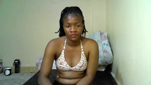 Snapshot of swee_leilah chatting on 09/20/25, 09:49 Call me Sheila online show from 09/20/25, 09:49