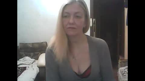 Snapshot of sweet4blonde67 chatting on 12/22/24, 06:48 sweet4blonde67 online show from 12/22/24, 06:48