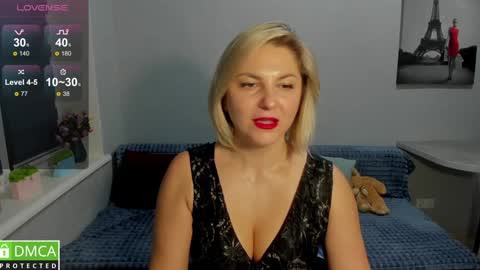 Snapshot of sweet___margaret chatting on 12/22/24, 03:33 Margaret online show from 12/22/24, 03:33