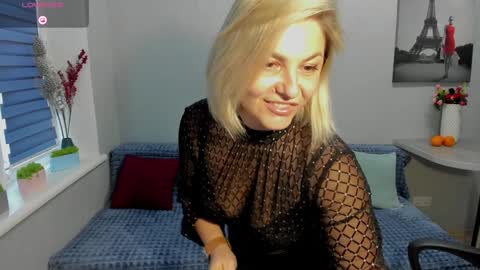 Snapshot of sweet___margaret chatting on 12/31/24, 12:46 Margaret online show from 12/31/24, 12:46