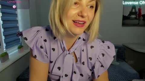 Snapshot of sweet___margaret chatting on 03/08/25, 02:30 Margaret online show from 03/08/25, 02:30