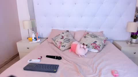 Snapshot of sweet__abbey chatting on 09/25/25, 08:34 Abby online show from 09/25/25, 08:34