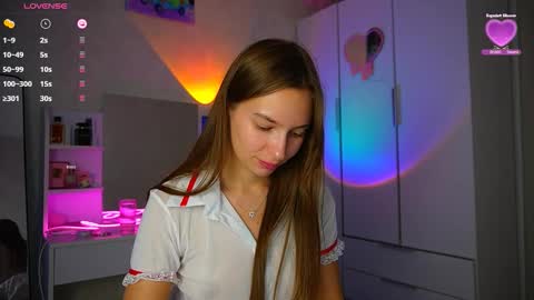 Snapshot of sweet__kitty__11 chatting on 09/14/25, 03:11 kitty online show from 09/14/25, 03:11