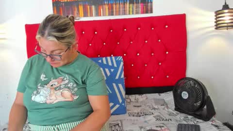 Snapshot of sweet__mature chatting on 11/06/25, 04:30 Carolina online show from 11/06/25, 04:30