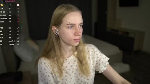 Snapshot of sweet__michelle chatting on 11/12/25, 09:58 Michelle online show from 11/12/25, 09:58