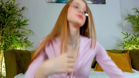 Snapshot of sweet__monica chatting on 09/23/25, 12:35 Monica GTM 3MoTuWeFrSa 500pm-1000pm online show from 09/23/25, 12:35