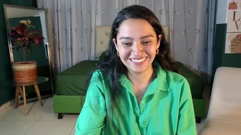 Snapshot of sweet_ahinara chatting on 02/15/25, 01:21 sweet_ahinara online show from 02/15/25, 01:21