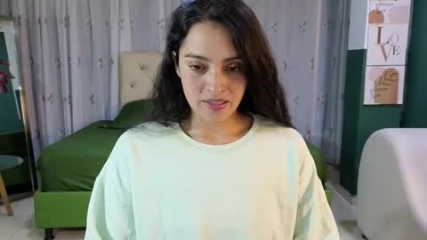 Snapshot of sweet_ahinara chatting on 02/16/25, 01:03 sweet_ahinara online show from 02/16/25, 01:03