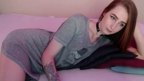 Snapshot of sweet_alica15 chatting on 10/10/25, 06:51 Alice online show from 10/10/25, 06:51