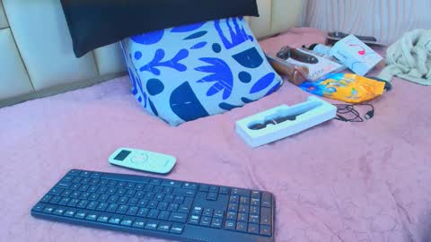 Amye  online show from 10/11/25, 07:12