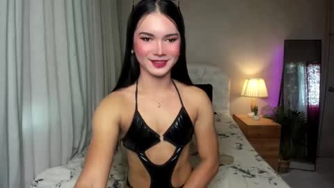 Snapshot of sweet_angel985251 chatting on 09/24/25, 12:47 SweetAangel online show from 09/24/25, 12:47