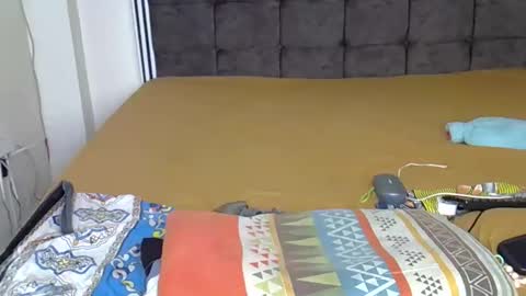 Snapshot of sweet_angie01 chatting on 09/11/25, 02:00 angie online show from 09/11/25, 02:00