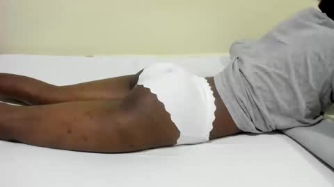 Snapshot of sweet_arya1 chatting on 10/10/25, 08:35 sweet_arya1 online show from 10/10/25, 08:35