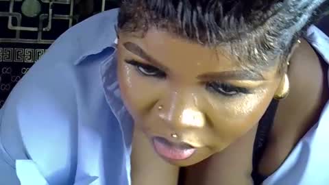 Snapshot of sweet_baby27 chatting on 10/21/25, 08:09 sweet baby online show from 10/21/25, 08:09