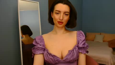 Snapshot of sweet_baby_miranda_ chatting on 01/25/25, 11:22 Miranda online show from 01/25/25, 11:22