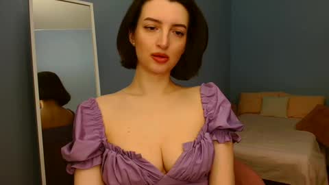Snapshot of sweet_baby_miranda_ chatting on 02/16/25, 12:30 Miranda online show from 02/16/25, 12:30