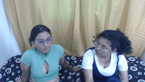Snapshot of sweet_body69 chatting on 10/19/25, 09:37 daisy and sweet online show from 10/19/25, 09:37