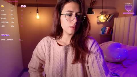 Snapshot of sweet_cami1 chatting on 02/15/25, 12:37 Camila online show from 02/15/25, 12:37