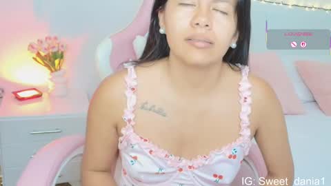 Snapshot of sweet_dania_ chatting on 10/02/25, 08:54 sweet_dania_ online show from 10/02/25, 08:54