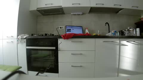 Snapshot of sweet_ella chatting on 02/24/25, 06:27 online show from 02/24/25, 06:27