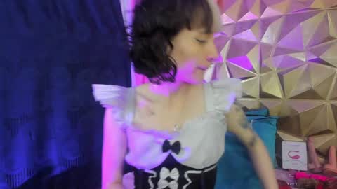 Snapshot of sweet_emmili chatting on 12/07/24, 12:13 emmili online show from 12/07/24, 12:13
