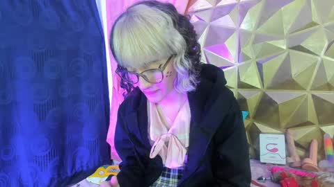 Snapshot of sweet_emmili chatting on 12/07/24, 03:19 emmili online show from 12/07/24, 03:19