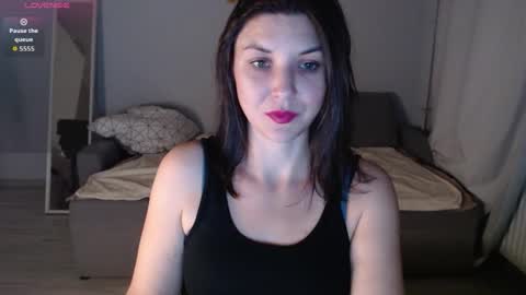 Snapshot of sweet_foxxy chatting on 09/14/25, 09:03 sweet_foxxy online show from 09/14/25, 09:03