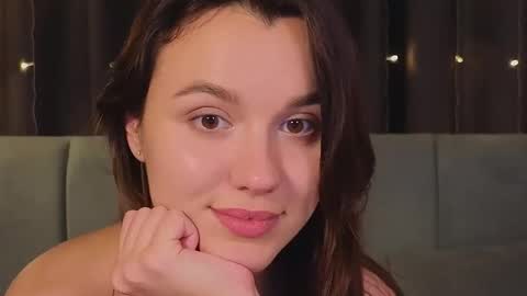 Snapshot of sweet_haeven chatting on 01/14/25, 02:08 Im Mia.LOVELY PATTERNS 100 120 160 200 my toy buzzes from 2 tip online show from 01/14/25, 02:08