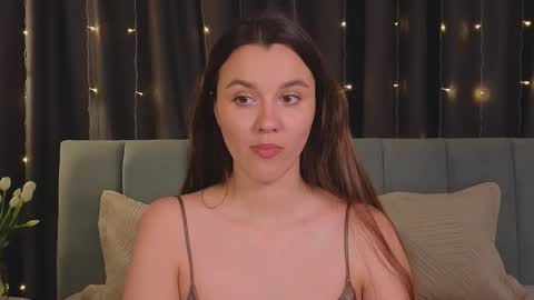 Snapshot of sweet_haeven chatting on 03/02/25, 05:14 Im Mia.LOVELY PATTERNS 100 120 160 200 my toy buzzes from 2 tip online show from 03/02/25, 05:14