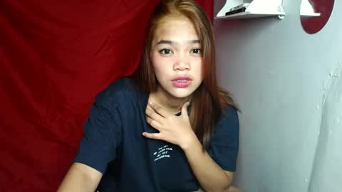 Snapshot of sweet_jeslyn chatting on 10/21/25, 02:01 sweet_jeslyn online show from 10/21/25, 02:01