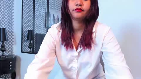 Snapshot of sweet_juicy_ chatting on 03/03/25, 11:46 Catalina online show from 03/03/25, 11:46