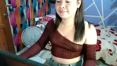 Snapshot of sweet_kendallxxxx chatting on 01/09/25, 01:13 Nicahhh online show from 01/09/25, 01:13