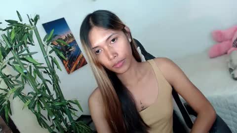Snapshot of sweet_lady14 chatting on 03/11/25, 07:48 sweet_lady14 online show from 03/11/25, 07:48