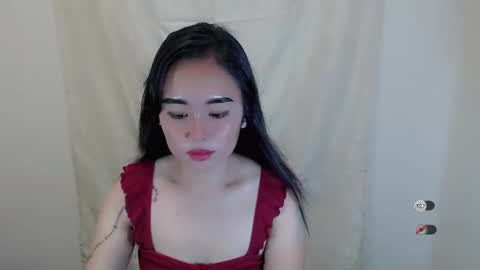 Snapshot of sweet_laika chatting on 11/04/25, 12:10 LAIKA online show from 11/04/25, 12:10