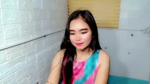 Snapshot of sweet_laika chatting on 11/27/25, 04:31 LAIKA online show from 11/27/25, 04:31