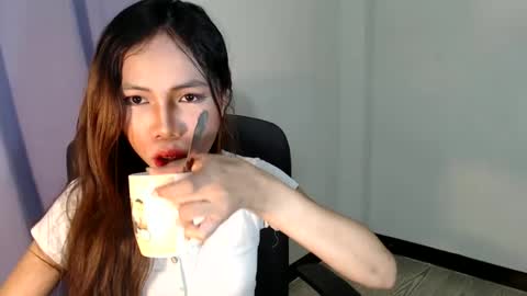 Maleia online show from 02/06/25, 07:29