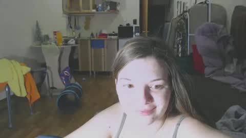 Snapshot of sweet_martinique chatting on 02/26/25, 01:41 TexasPAWG101 online show from 02/26/25, 01:41