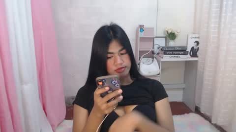 Snapshot of sweet_melonxxx chatting on 02/03/25, 09:39 Melon online show from 02/03/25, 09:39