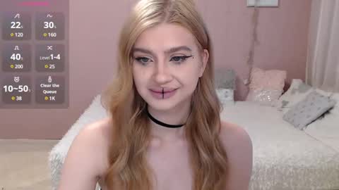 Snapshot of sweet_nicole_333 chatting on 03/12/25, 12:57 sweet_nicole_333 online show from 03/12/25, 12:57