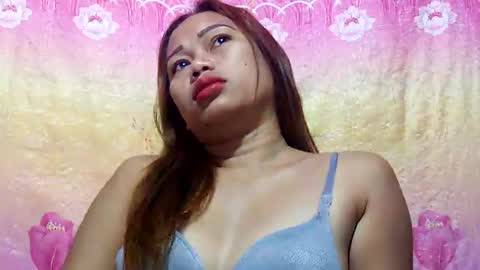 Nina online show from 02/23/25, 08:55