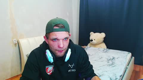 Grin online show from 01/11/25, 05:18