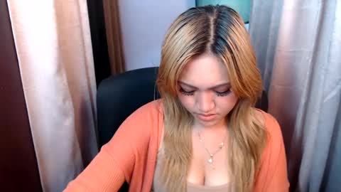 Snapshot of sweet_pee1 chatting on 03/06/25, 12:30 Jane online show from 03/06/25, 12:30