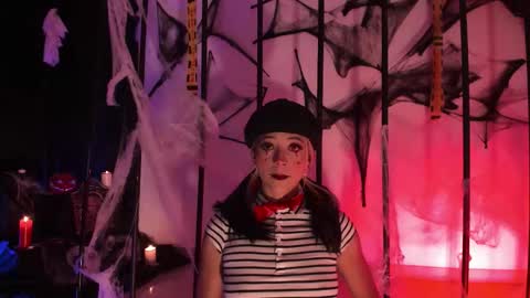 Penny  online show from 10/11/25, 12:32