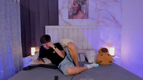 Petter online show from 11/05/25, 07:25