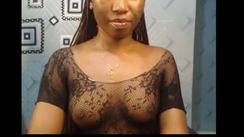 Snapshot of sweet_puna chatting on 12/25/24, 06:41 Nancy online show from 12/25/24, 06:41