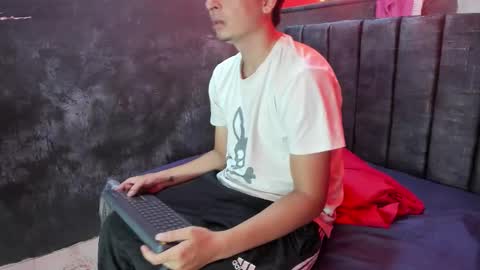 Snapshot of sweet_sofi20 chatting on 10/21/25, 01:23 sweet_sofi20 online show from 10/21/25, 01:23