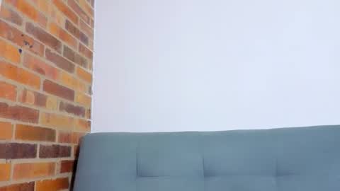 sweet_sophie_7 online show from 11/15/25, 03:26