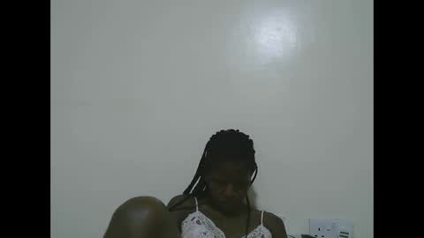 Snapshot of sweet_tattiana chatting on 02/19/25, 11:04 Tatty online show from 02/19/25, 11:04