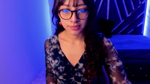 sweet_venus4 online show from 01/03/25, 04:27