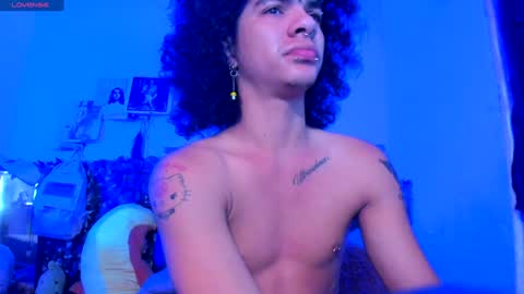 Snapshot of sweet_vond chatting on 12/03/24, 12:16 Steven independent model online show from 12/03/24, 12:16